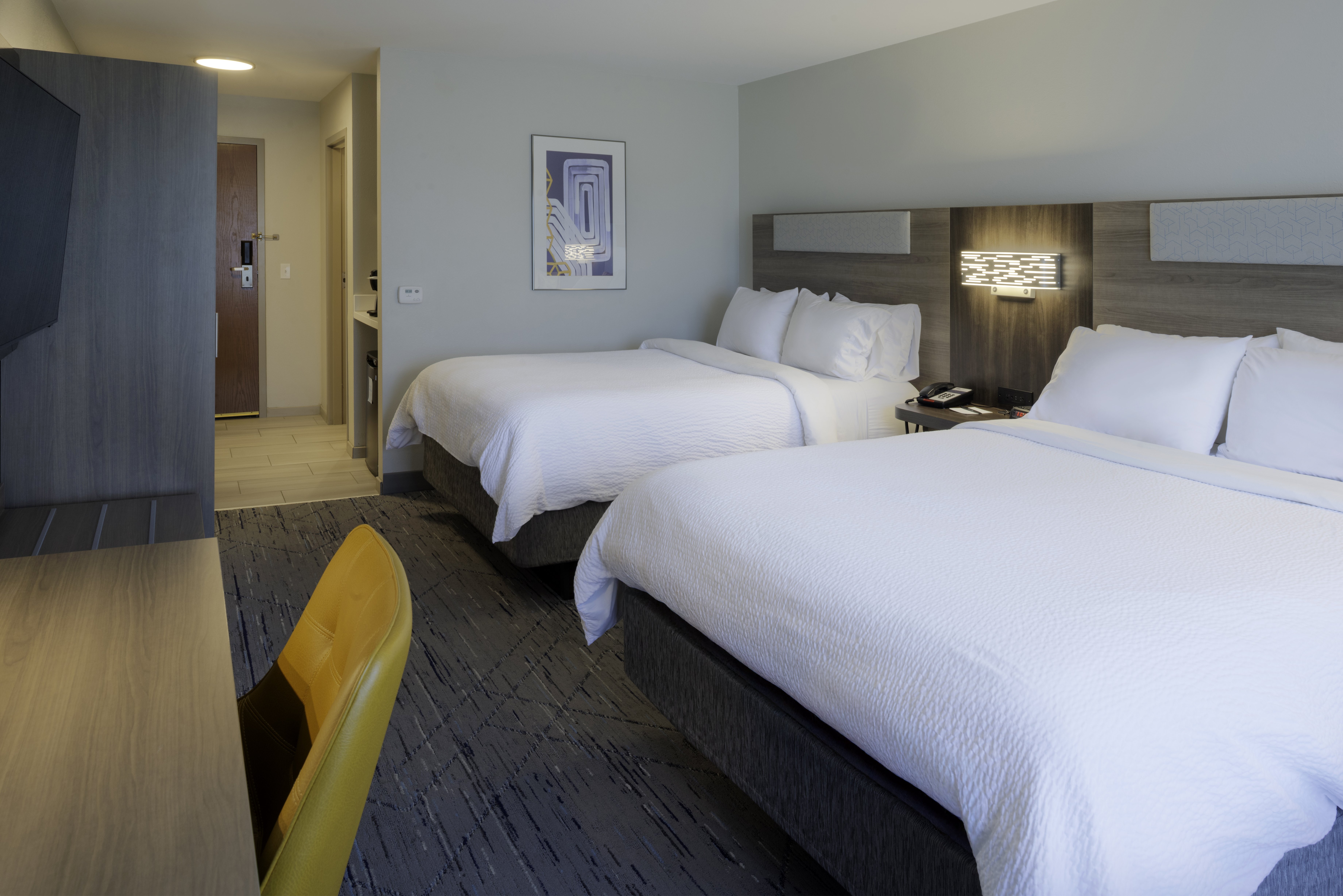 holiday inn express hotel and suites fort atkinson by ihg