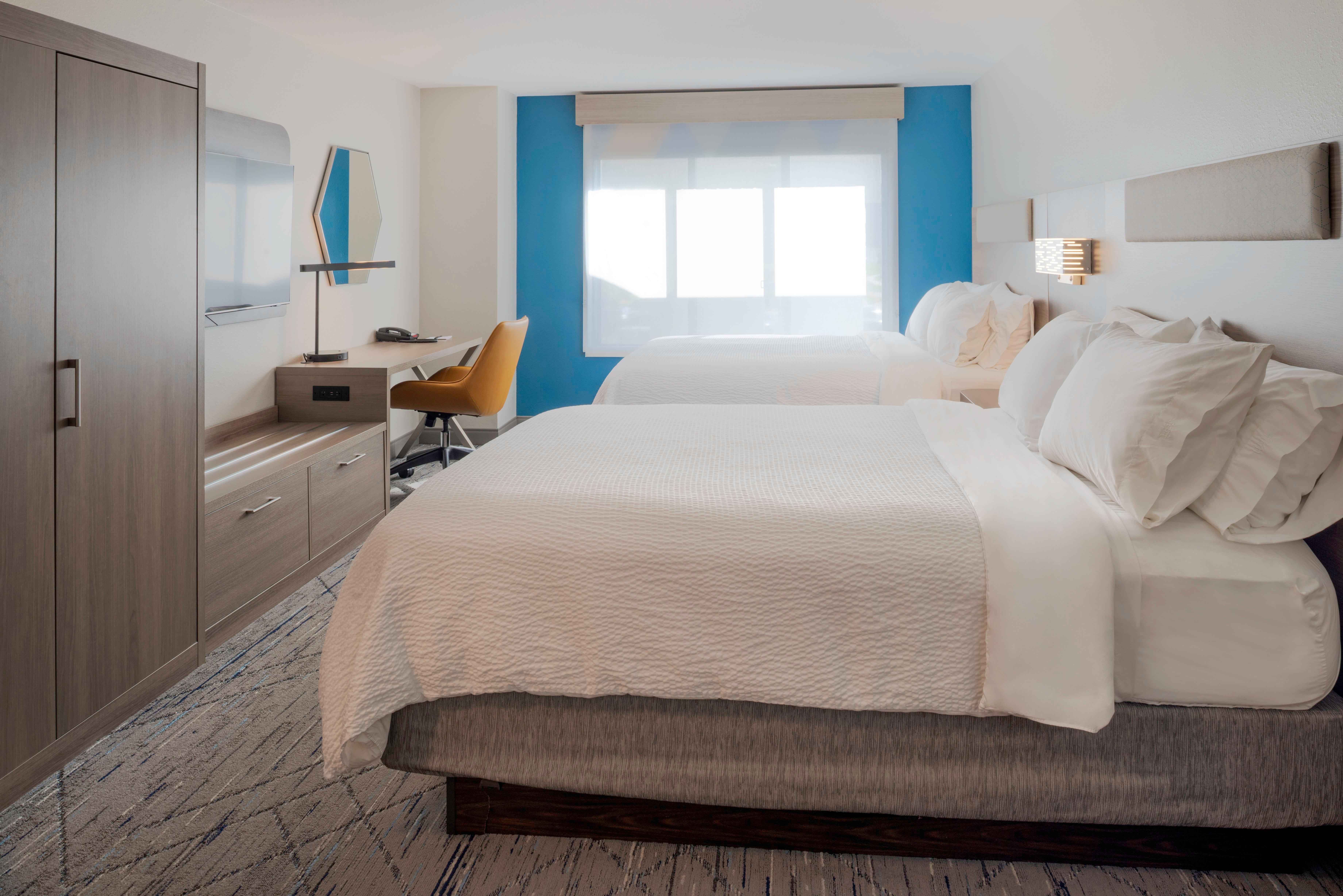 holiday inn express hotel and suites fort atkinson by ihg