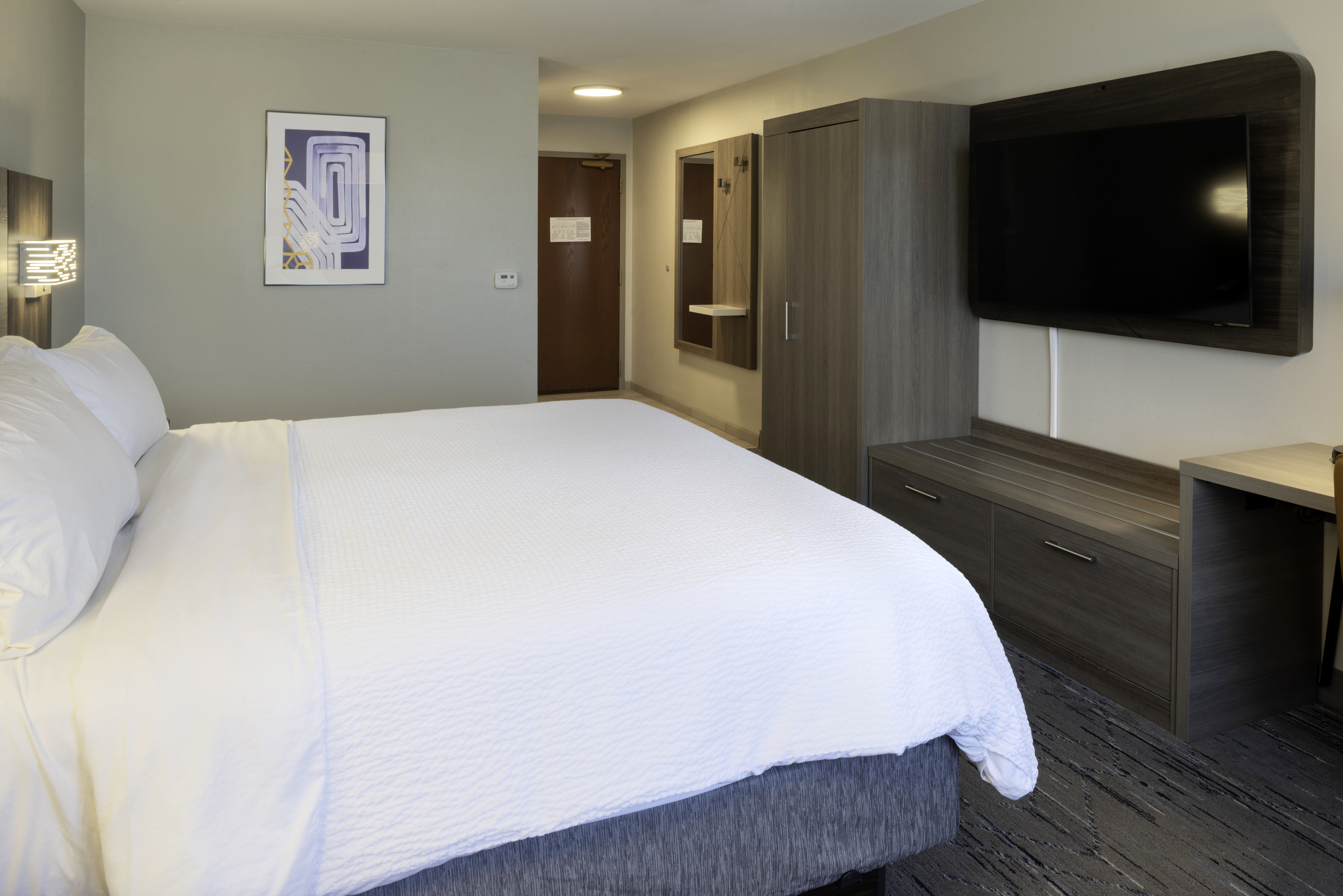 holiday inn express hotel and suites fort atkinson by ihg