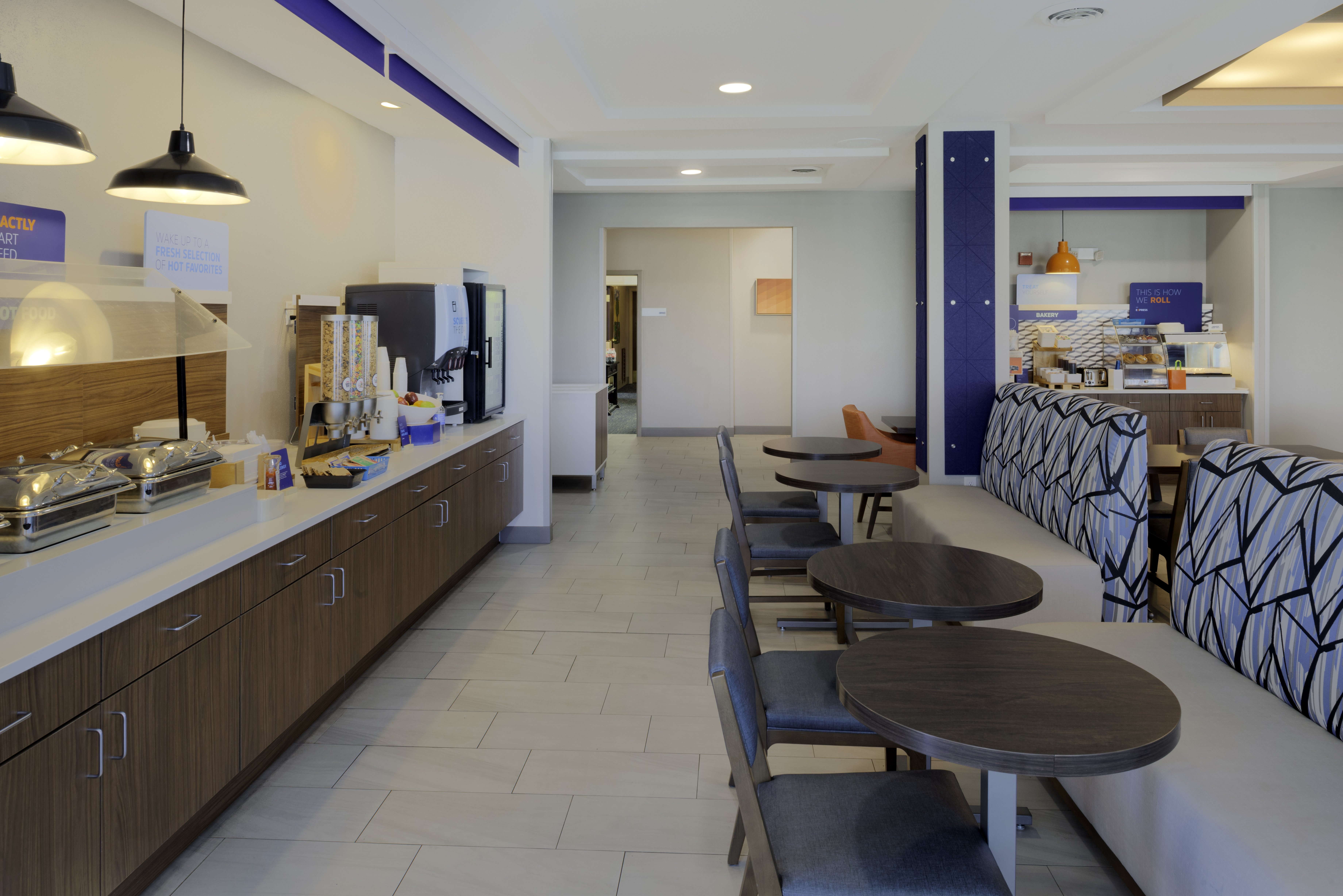 holiday inn express hotel and suites fort atkinson by ihg