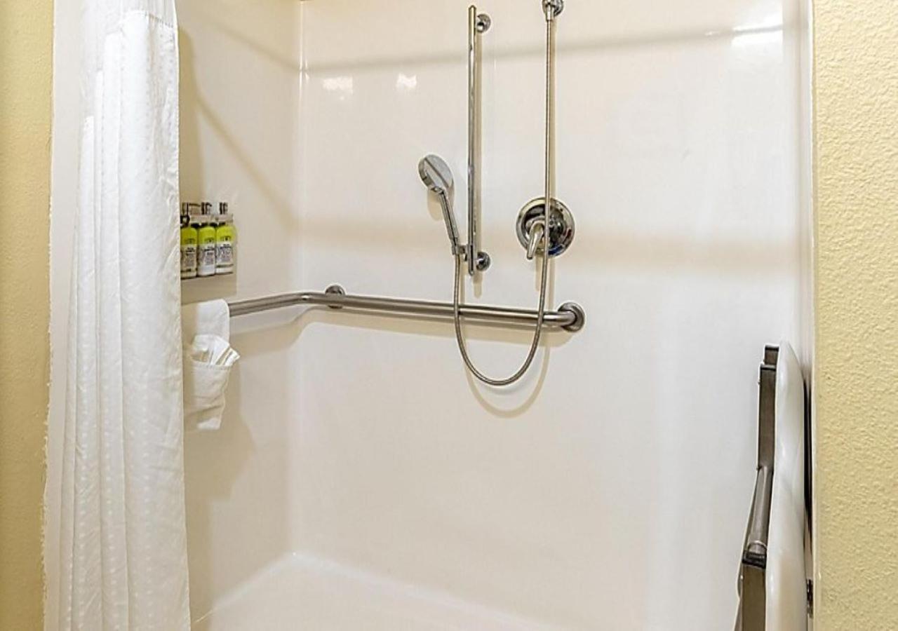 holiday inn express and suites houston south pearl