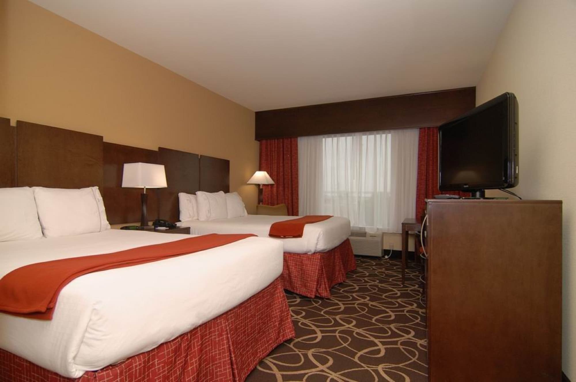 holiday inn express and suites houston south pearl