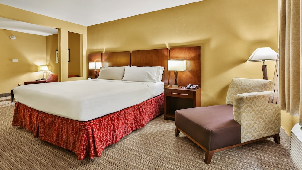 holiday inn express and suites houston south pearl