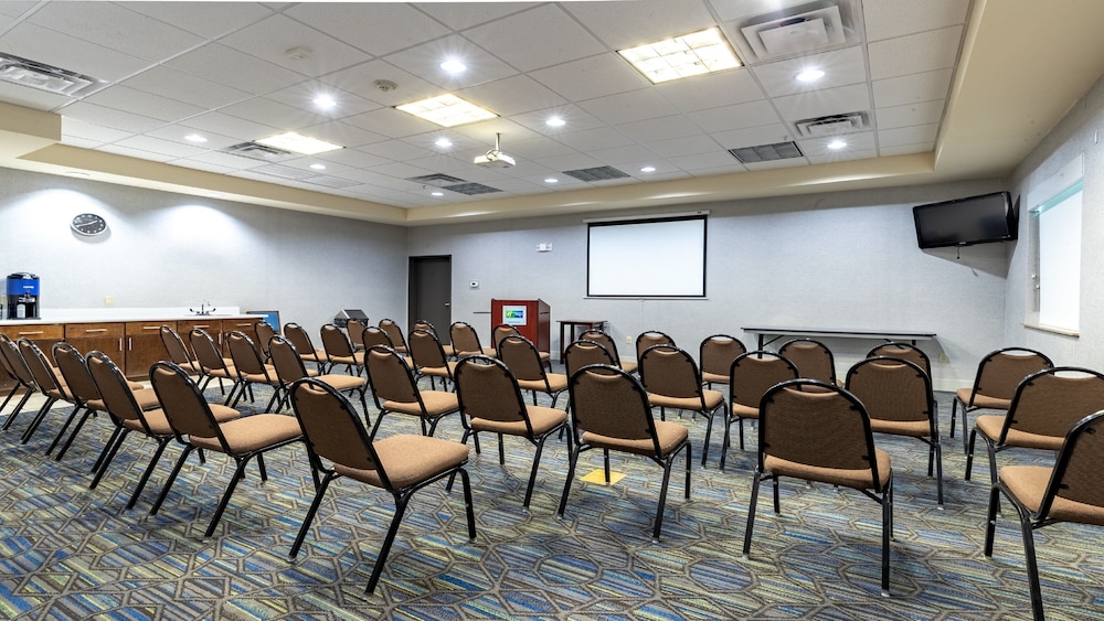 holiday inn express and suites houston south pearl