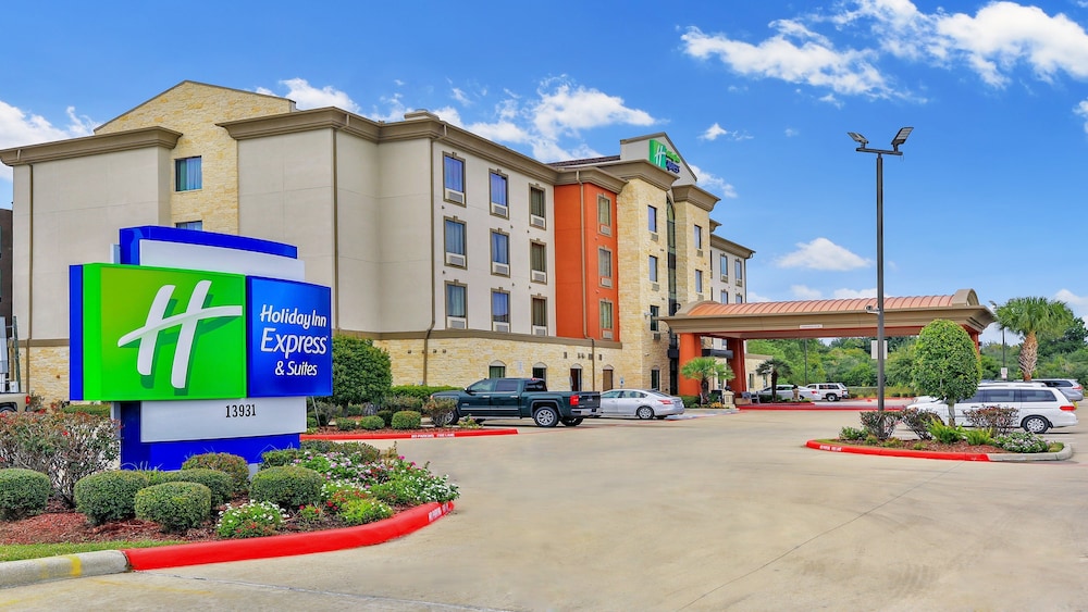 holiday inn express and suites houston south pearl