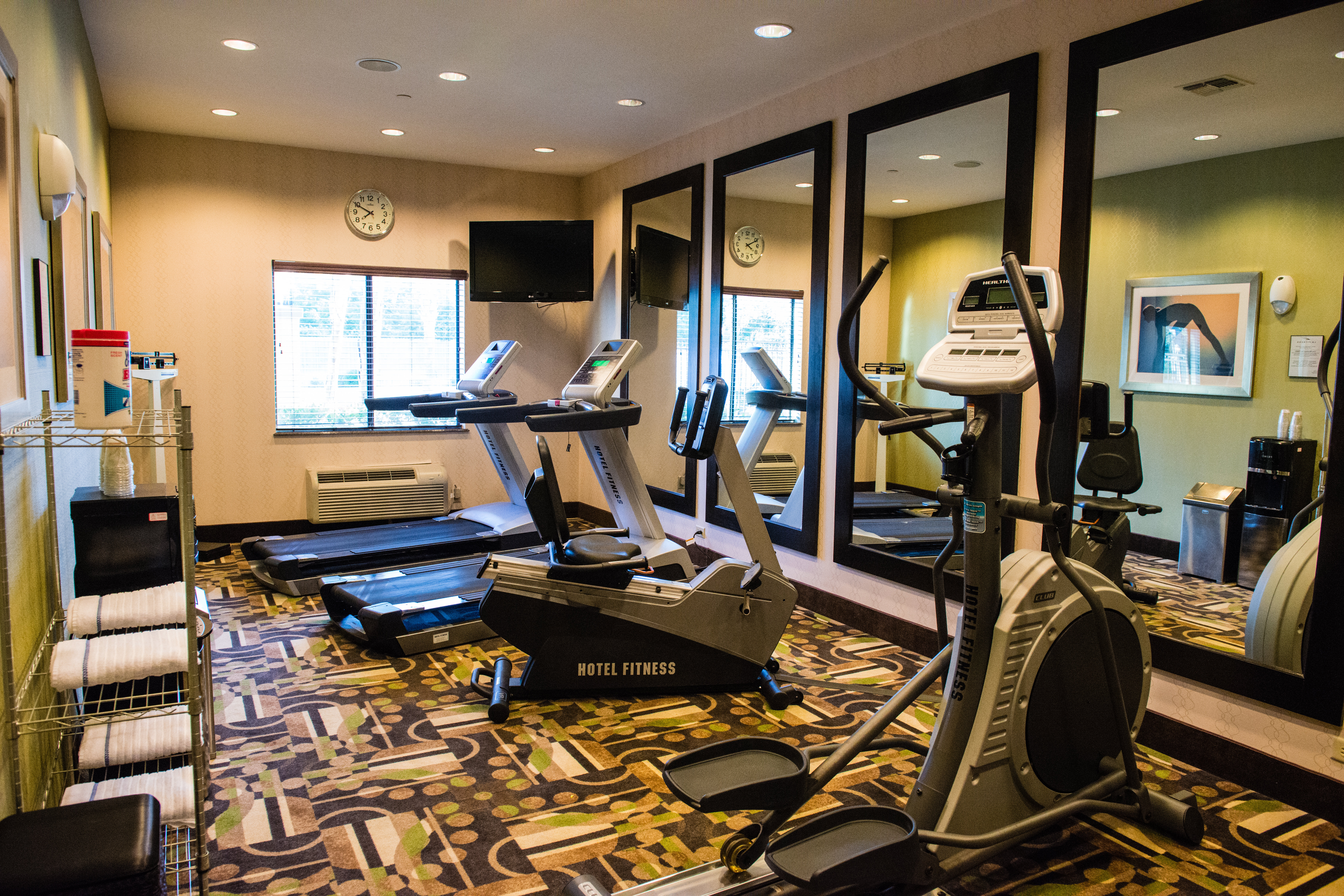 holiday inn express and suites houston nw beltway 8 west road