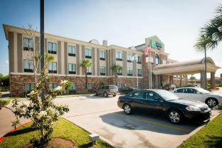 holiday inn express and suites houston nw beltway 8 west road