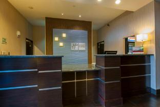 holiday inn express and suites houston nw beltway 8 west road