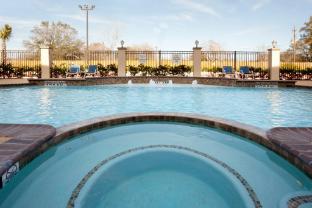 holiday inn express and suites houston nw beltway 8 west road