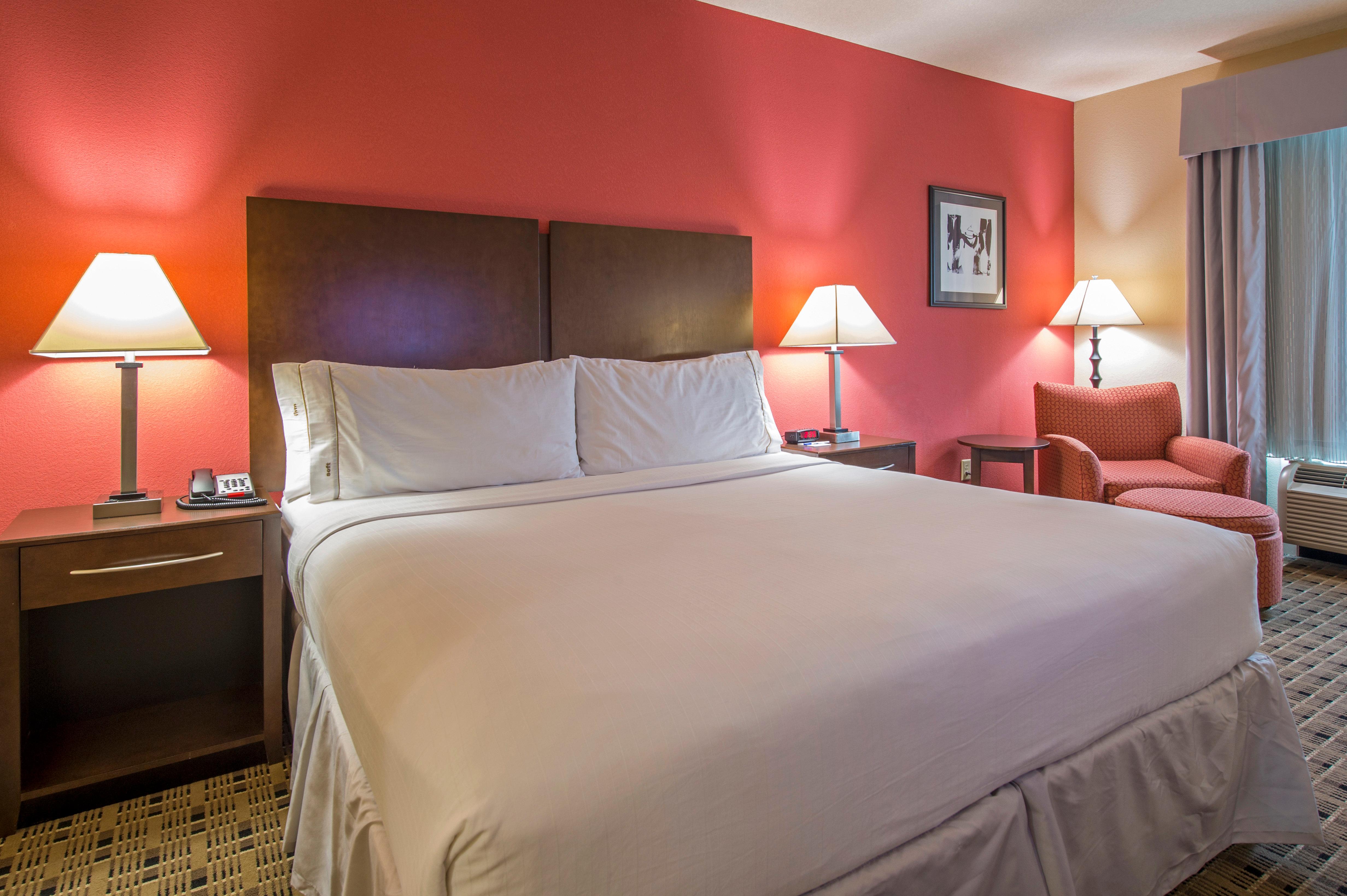 holiday inn express and suites houston space center