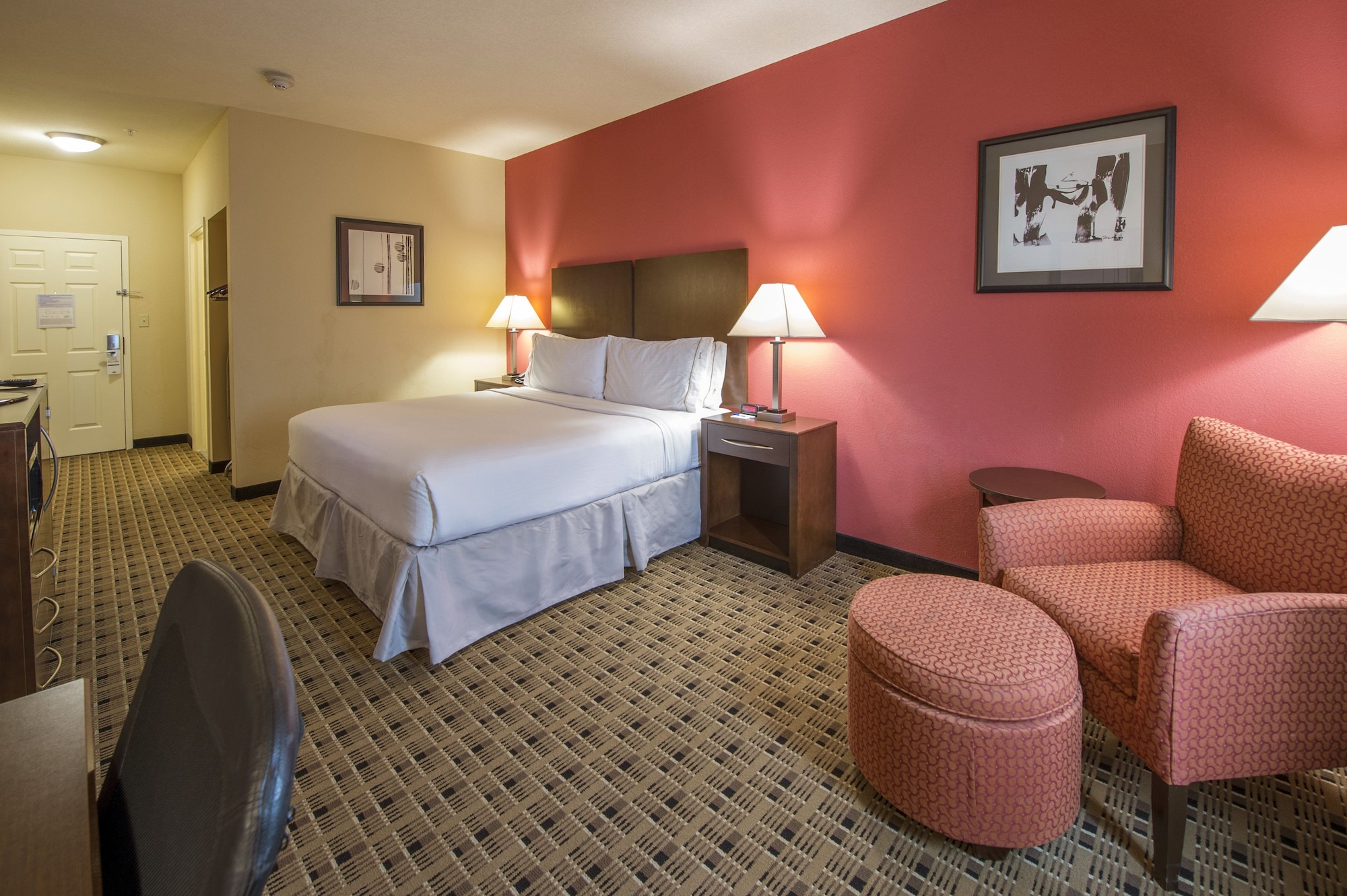 holiday inn express and suites houston space center