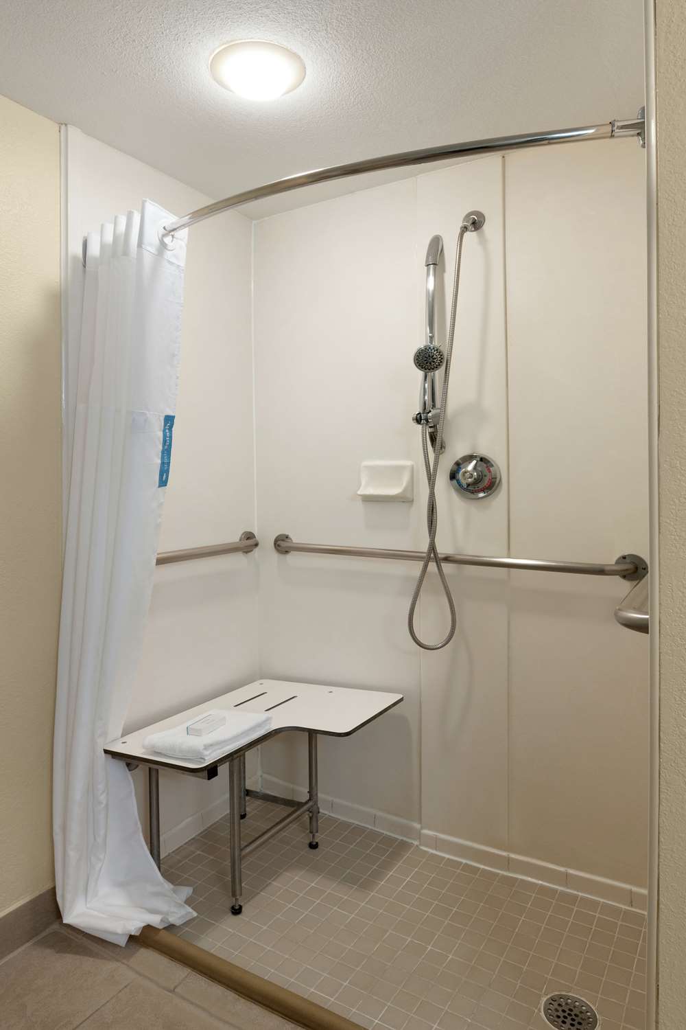 hampton inn and suites houston clear lake nasa area