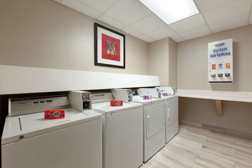 hampton inn and suites houston clear lake nasa area