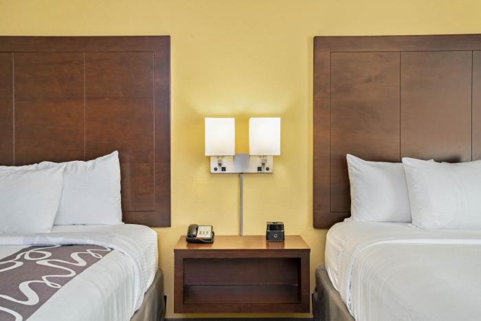 la quinta inn and suites by wyndham houston nw beltway8 westrd