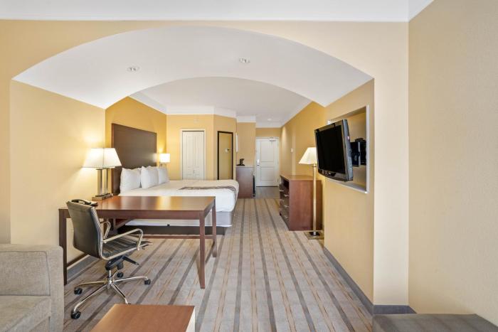 la quinta inn and suites by wyndham houston nw beltway8 westrd