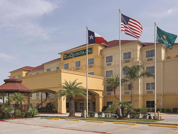 la quinta inn and suites by wyndham houston channelview