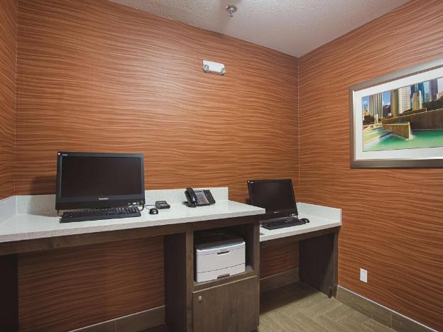 la quinta inn and suites by wyndham houston channelview