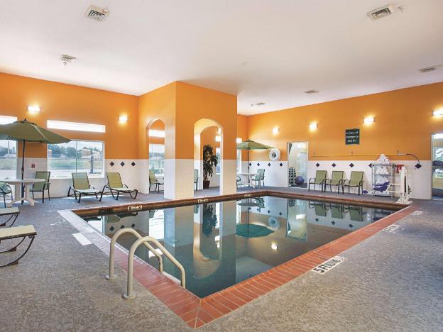 la quinta inn and suites by wyndham houston channelview