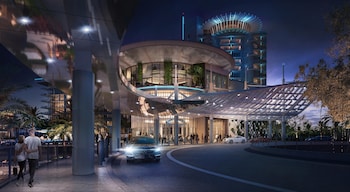 pier sixty six hotel and marina