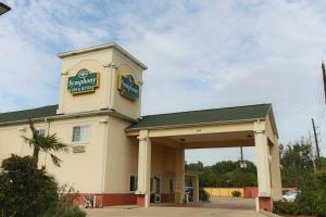symphony inn and suites