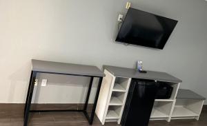 symphony inn and suites