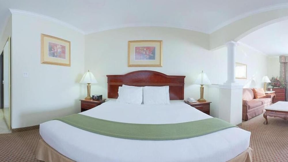 holiday inn express and suites houston east by ihg