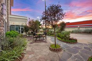 la quinta by wyndham houston willowbrook vintage park