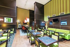 hampton inn and suites houston league city