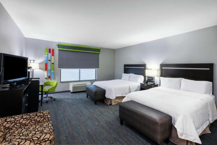 hampton inn and suites houston league city