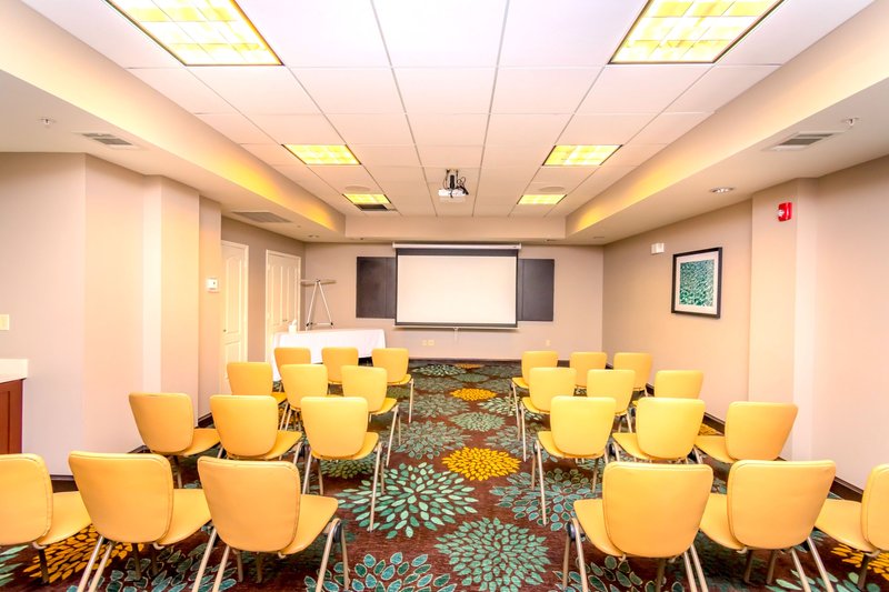 staybridge suites houston iah beltway 8 an ihg hotel
