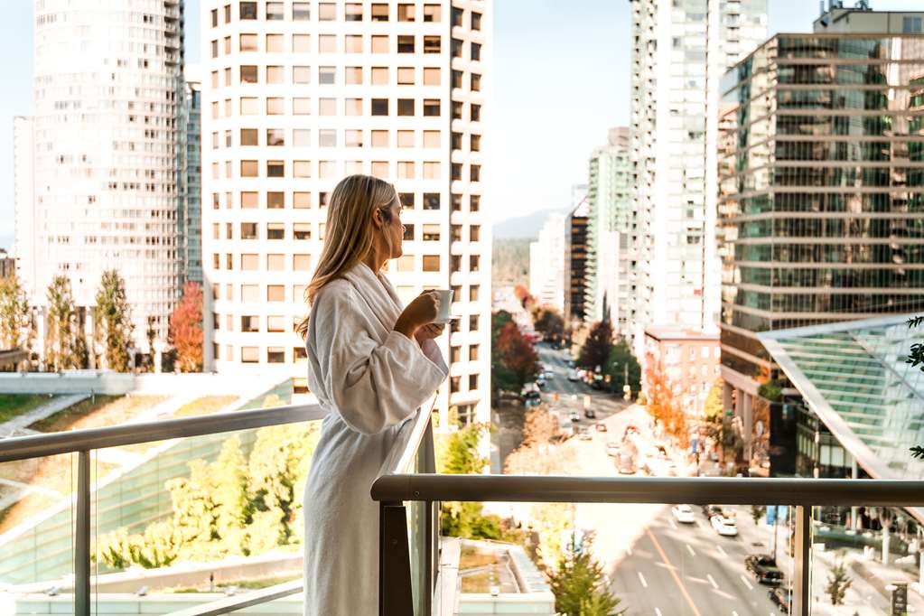 hyatt vancouver downtown alberni