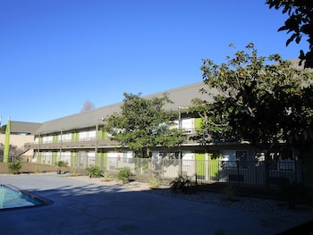 surestay plus hotel by best western point richmond