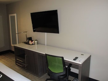 surestay plus hotel by best western point richmond