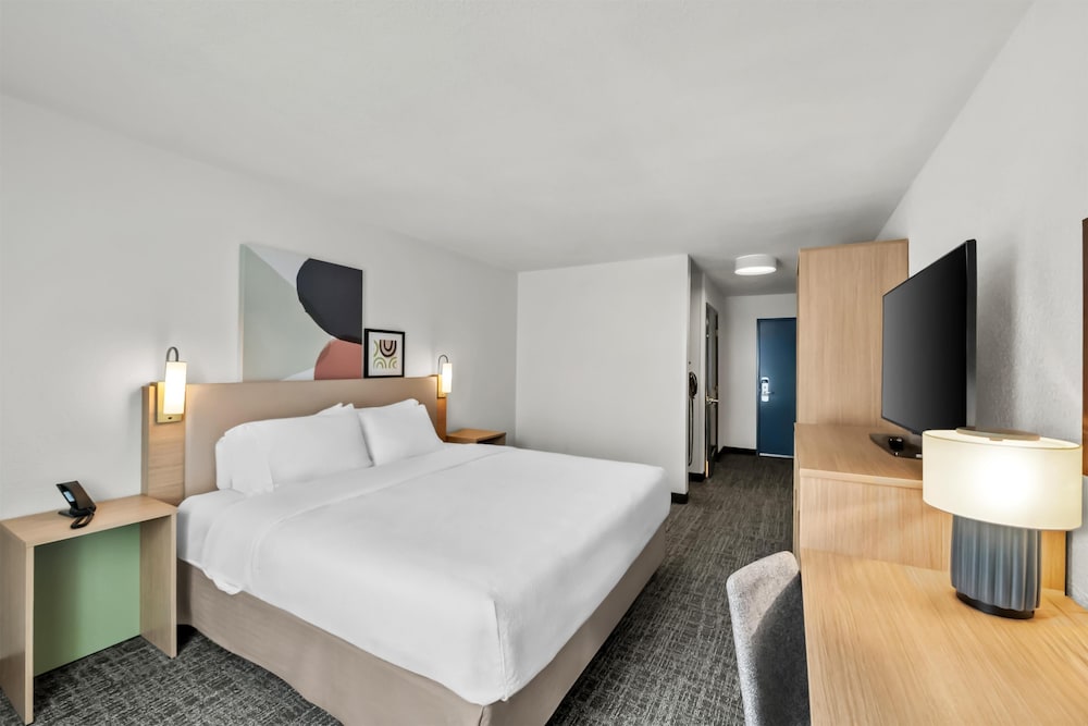 holiday inn express and suites fayetteville nw spring lake