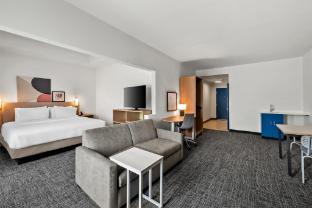 holiday inn express and suites fayetteville nw spring lake