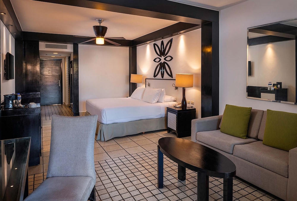 el beso adults only at ocean coral and turquesa all inclusive