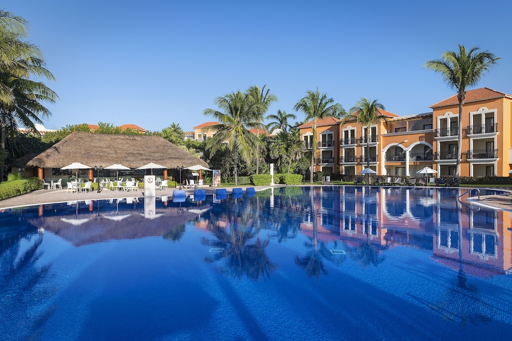 el beso adults only at ocean coral and turquesa all inclusive