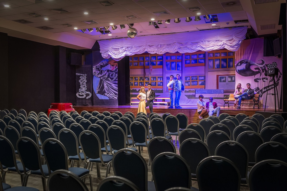 el beso adults only at ocean coral and turquesa all inclusive