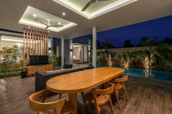 the tanjung nakula suites villa