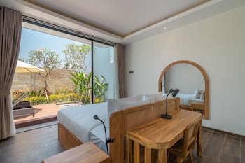 the tanjung nakula suites villa