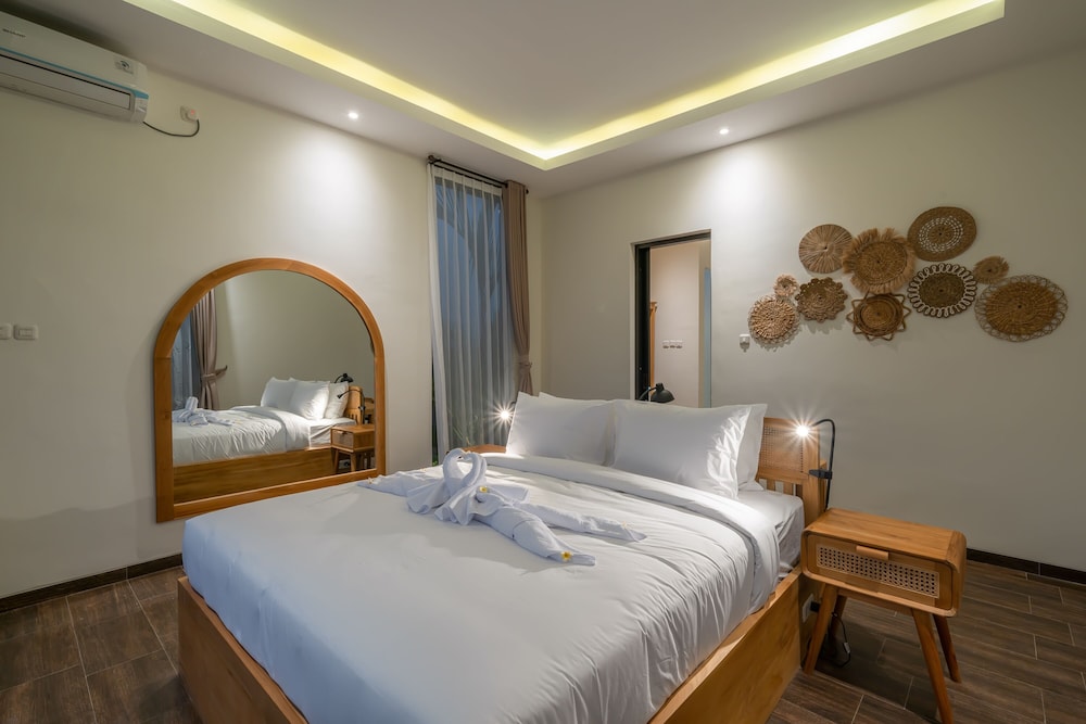 the tanjung nakula suites villa