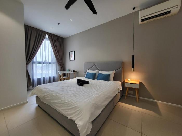 arcoris suite mont kiara