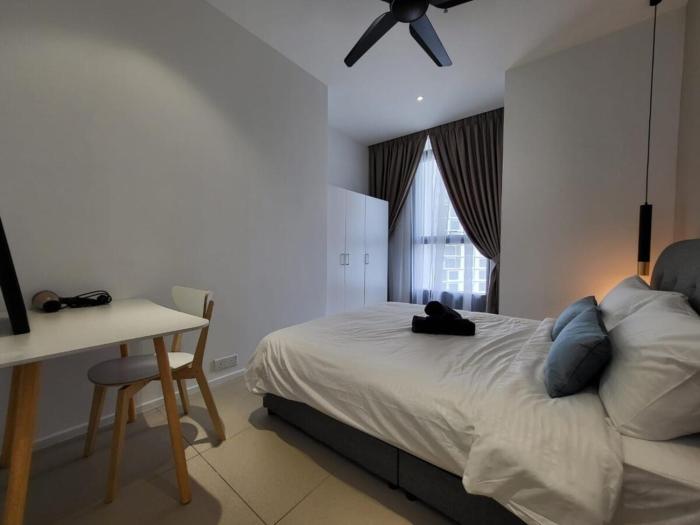 arcoris suite mont kiara