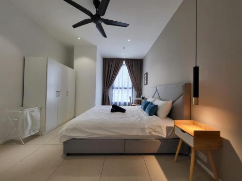arcoris suite mont kiara
