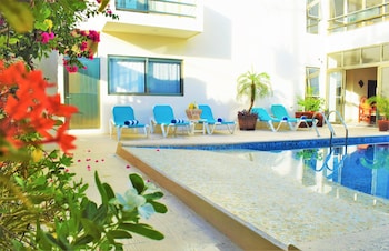 hotel arrecifes suites