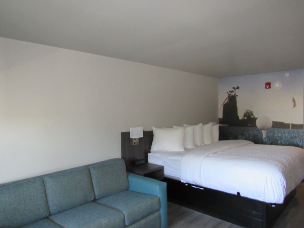 clarion pointe mcdonough