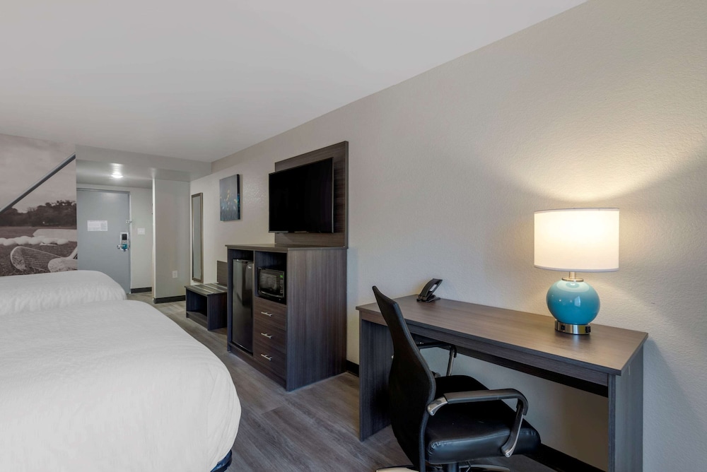 clarion pointe mcdonough