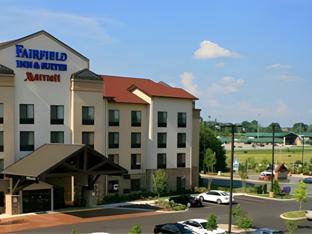 fairfield inn and suites by marriott sevierville kodak