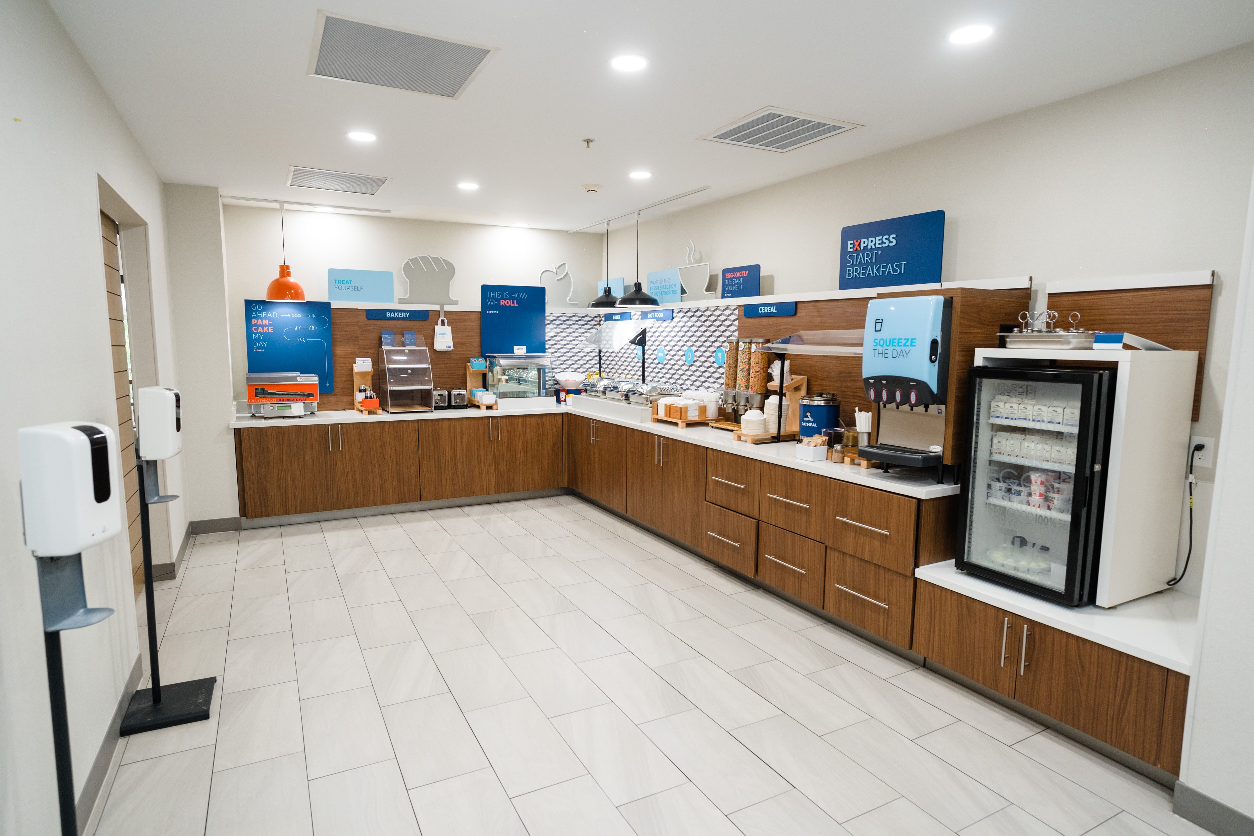 holiday inn express hotel and suites kodak east sevi