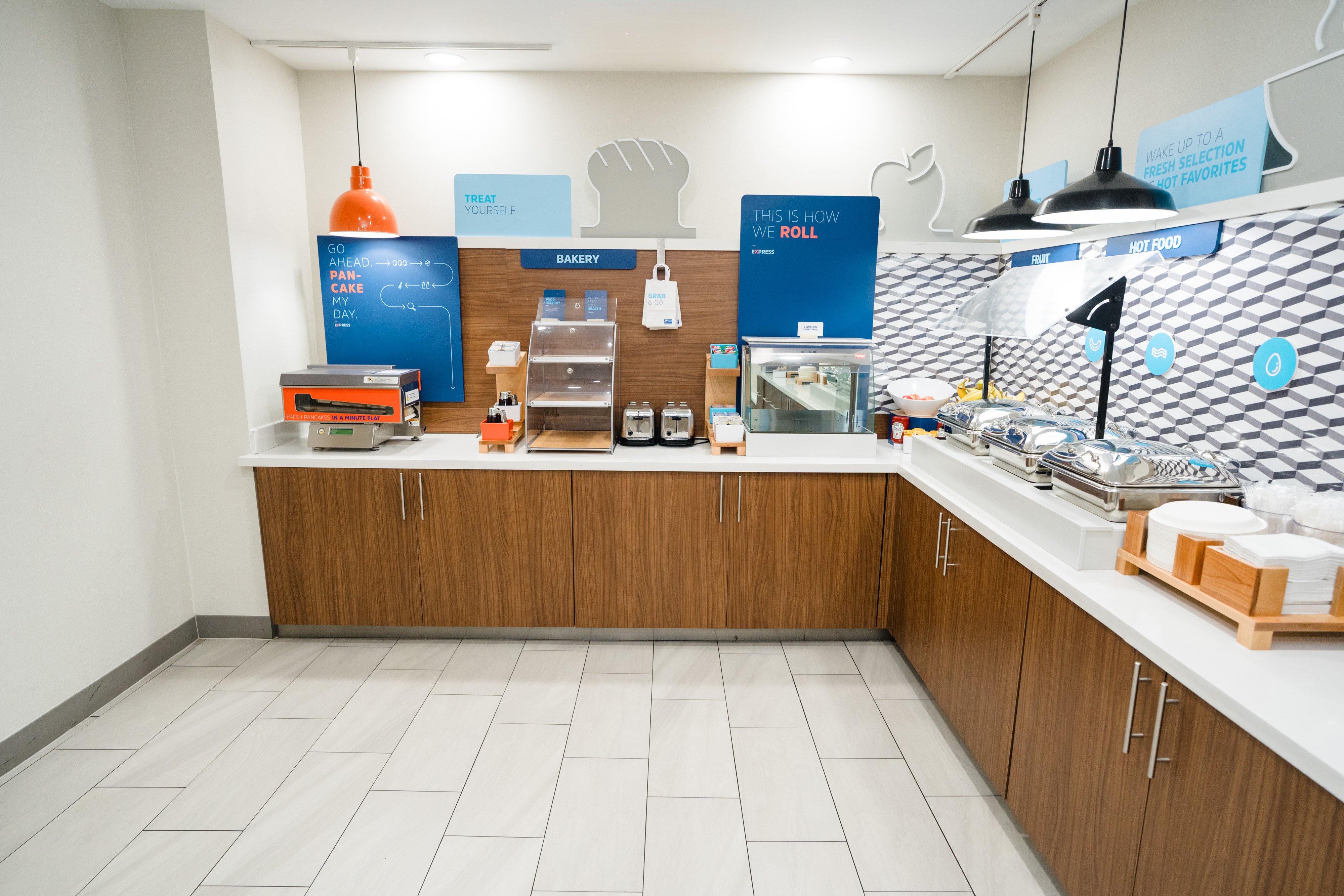 holiday inn express hotel and suites kodak east sevi